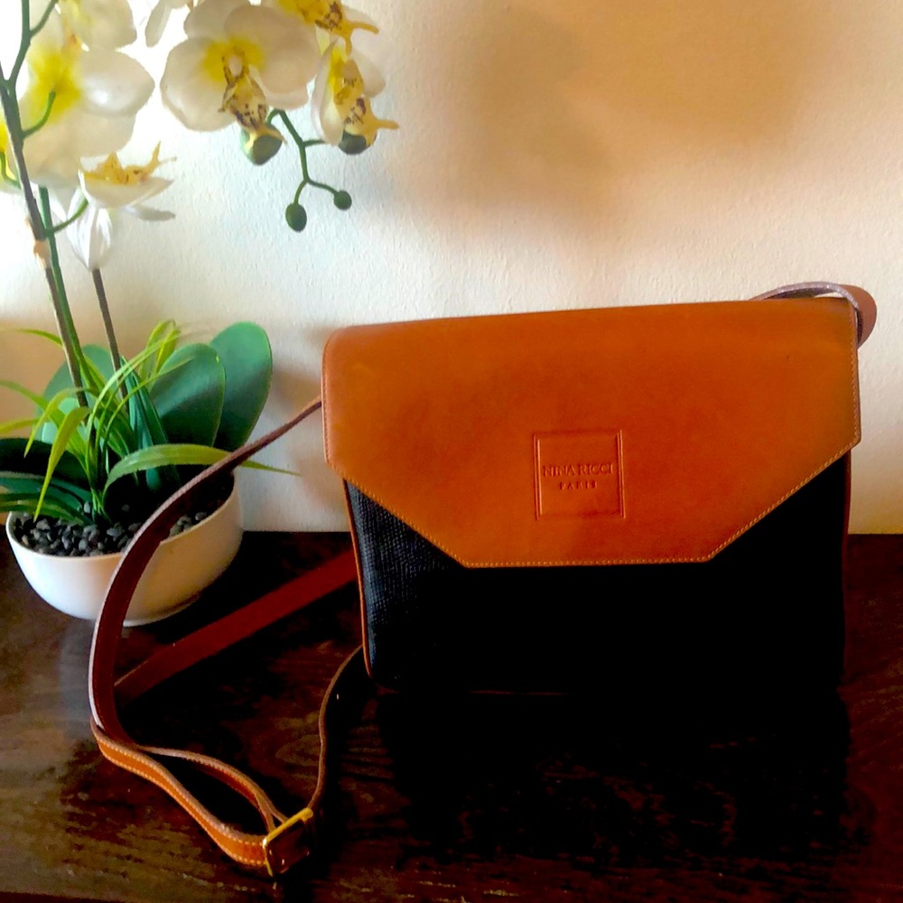 Cross body bag
